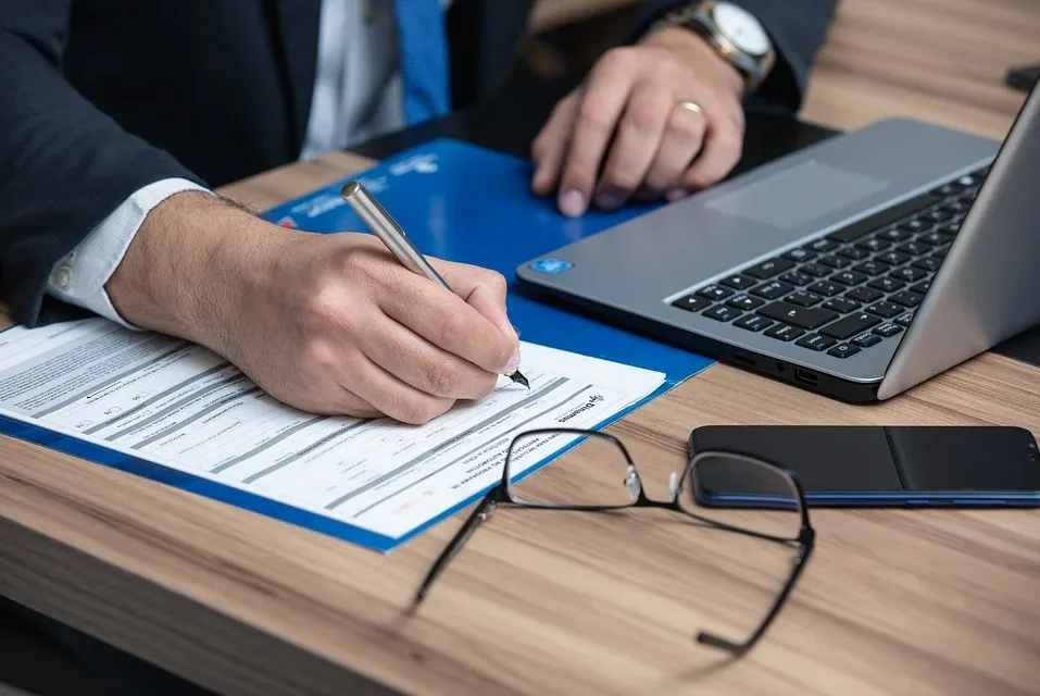 Quais as Leis Para o uso do Escritório Virtual?