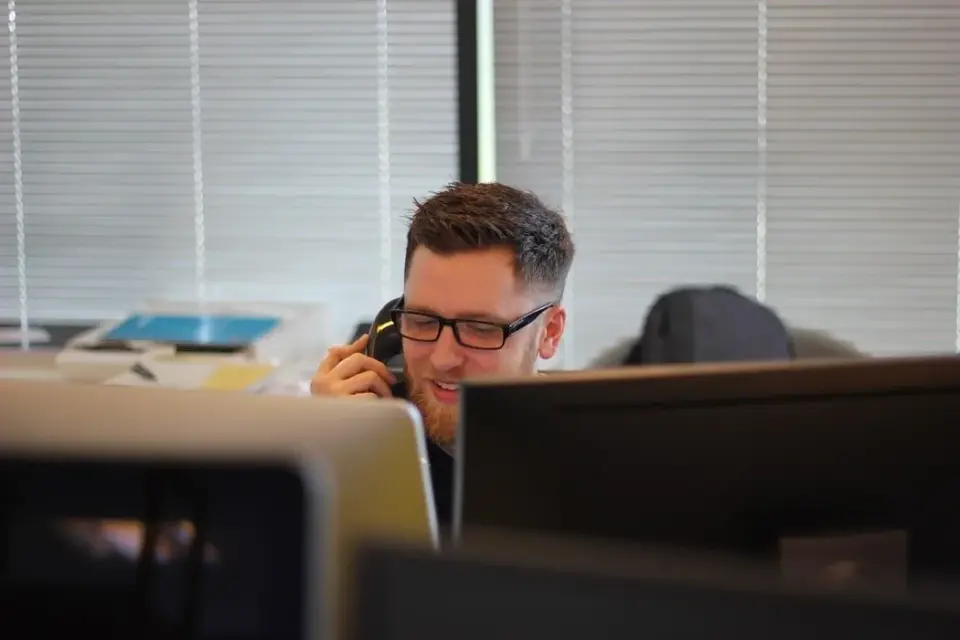 Atendimento telefônico: entenda como melhorar a experiência do cliente